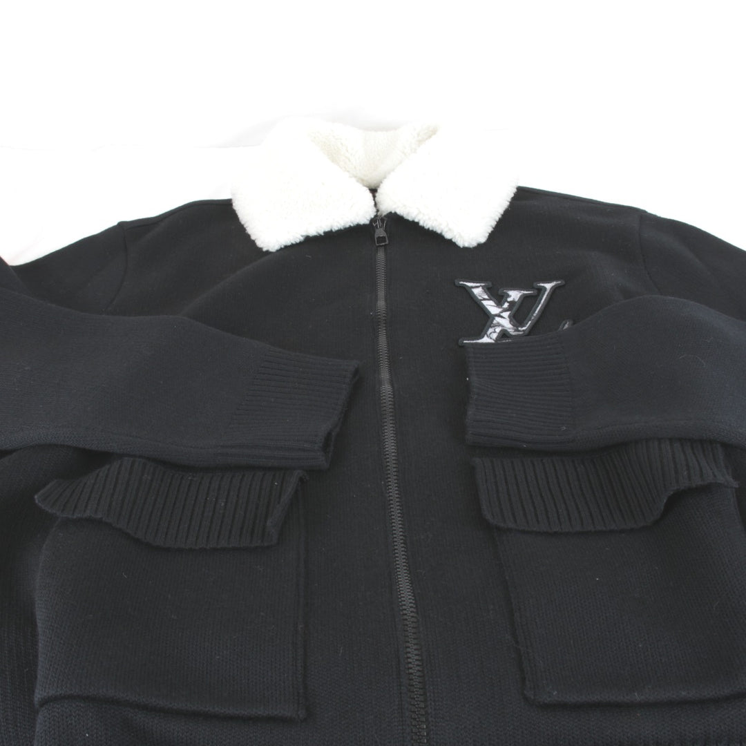 【価格改定】超美品『USED』 
LOUIS VUITTON ルイ・ヴィトン 
 シアリングカラーブルゾン RM241M ZLL HQN10W ブルゾン 
ウール ブラック 暖かい素材 クール 使いやすいデザイン