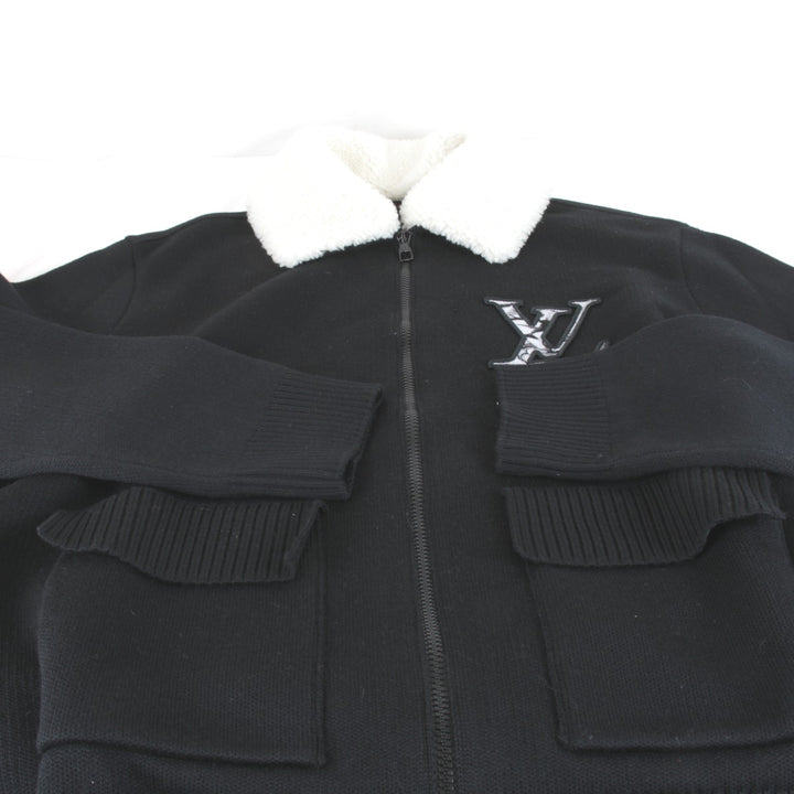 【価格改定】超美品『USED』 
LOUIS VUITTON ルイ・ヴィトン 
 シアリングカラーブルゾン RM241M ZLL HQN10W ブルゾン 
ウール ブラック 暖かい素材 クール 使いやすいデザイン