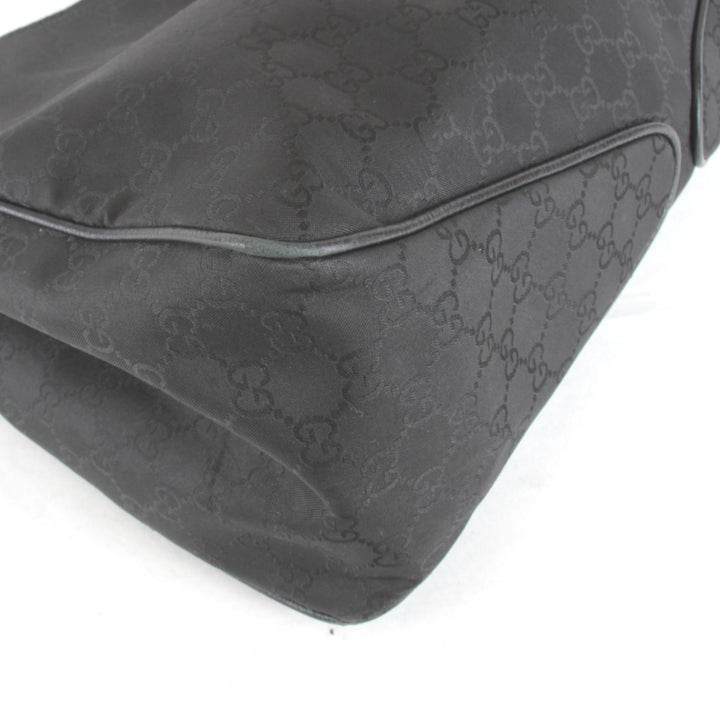 『USED』 
GUCCI グッチ 
 257268・204046 ショルダーバッグ 
ナイロン ブラック