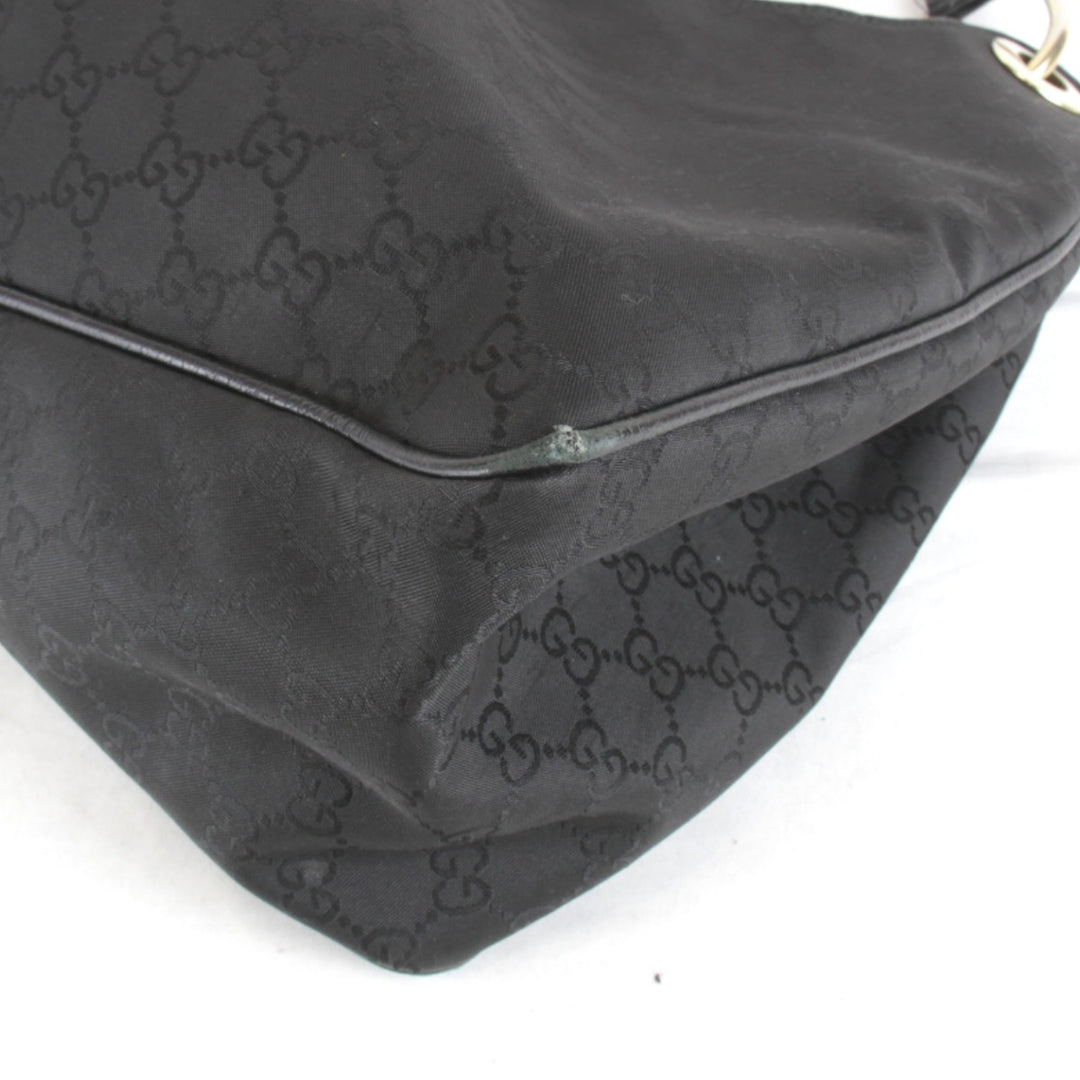 『USED』 
GUCCI グッチ 
 257268・204046 ショルダーバッグ 
ナイロン ブラック
