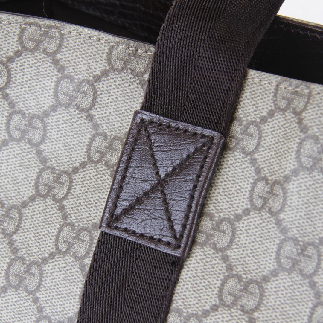 『USED』 
GUCCI グッチ 
 141624・2123 トートバッグ 
GGスプリームキャンバス ブラウン