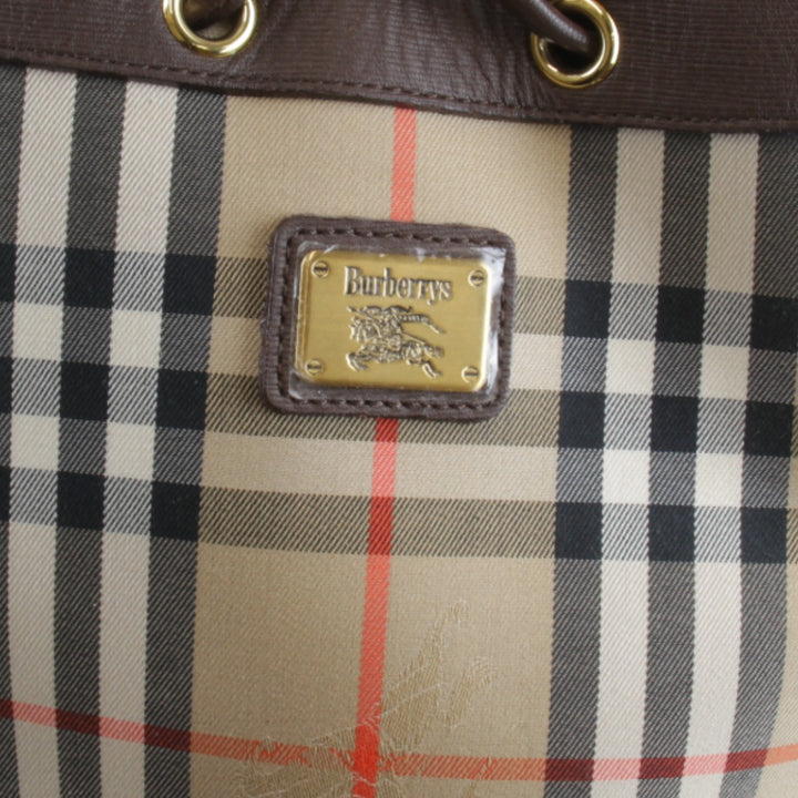 『USED』 
BURBERRY バーバリー 
 巾着 ノバチェック シャドーホース ショルダーバッグ 
PVC/レザー ブラウン