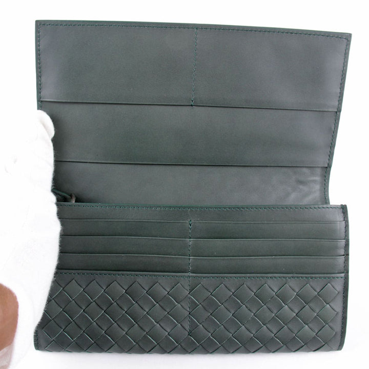 美品『USED』 
BOTTEGAVENETA ボッテガヴェネタ 
 イントレチャート 長財布 
レザー ダークグリーン