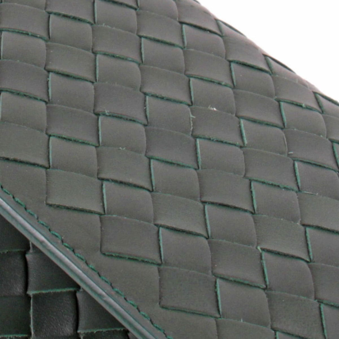 美品『USED』 
BOTTEGAVENETA ボッテガヴェネタ 
 イントレチャート 長財布 
レザー ダークグリーン