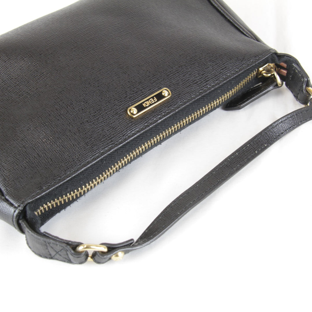 【価格改定】良品『USED』 
FENDI フェンディ 
 ポーチ ショルダーバッグ 
レザー ブラック