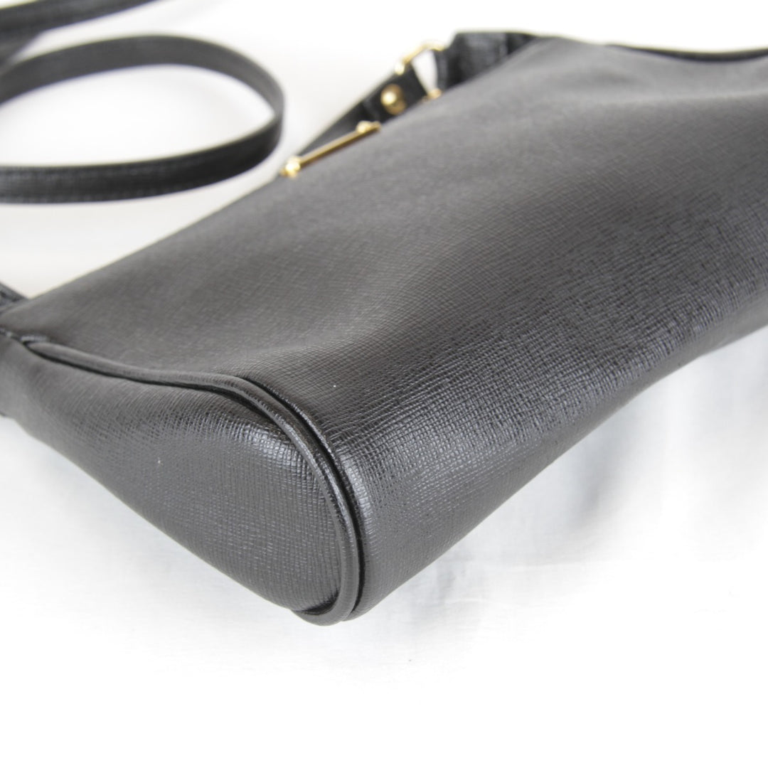 【価格改定】良品『USED』 
FENDI フェンディ 
 ポーチ ショルダーバッグ 
レザー ブラック