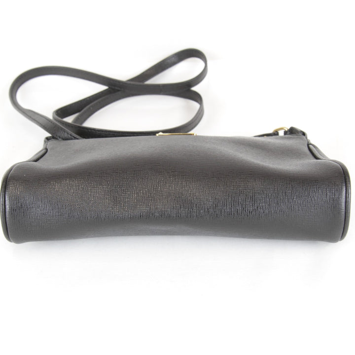 【価格改定】良品『USED』 
FENDI フェンディ 
 ポーチ ショルダーバッグ 
レザー ブラック