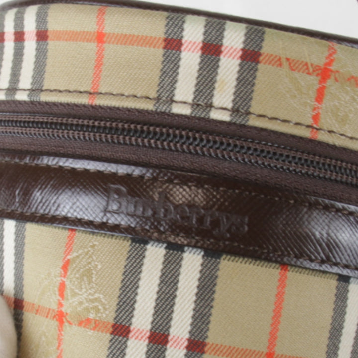 美品『USED』 
BURBERRY バーバリー 
 ノバチェック シャドーホース バニティ ポーチ 
キャンバス ベージュ