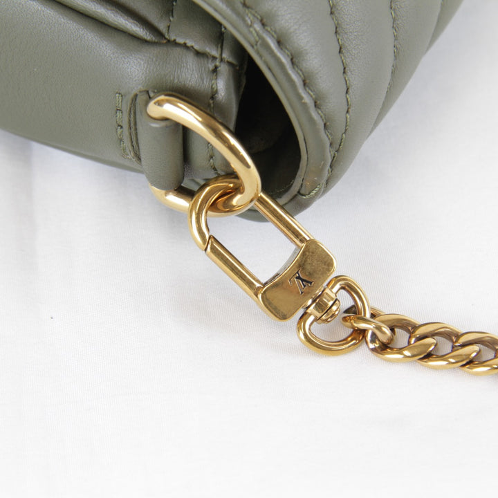 美品『USED』 
LOUIS VUITTON ルイ・ヴィトン 
 ミルティポシェット M56471/シリアル不明 ショルダーバッグ 
レザー カーキ