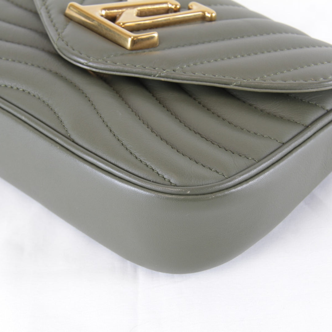 美品『USED』 
LOUIS VUITTON ルイ・ヴィトン 
 ミルティポシェット M56471/シリアル不明 ショルダーバッグ 
レザー カーキ
