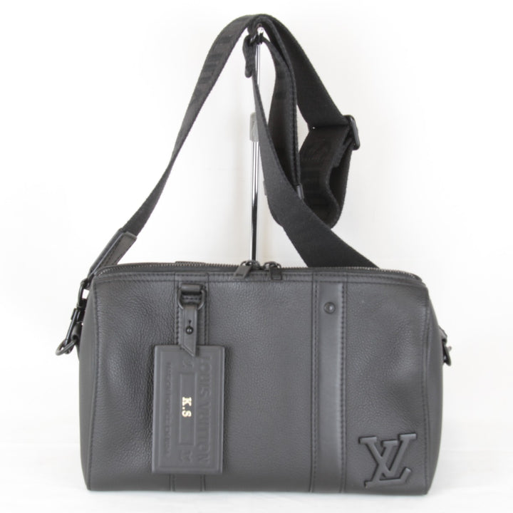 【価格改定】美品『USED』 
LOUIS VUITTON ルイ・ヴィトン 
 アエログラム シティ・キーポル M59255 ショルダーバッグ 
レザー ブラック 高級 ハイブランド シンプル コンパクト