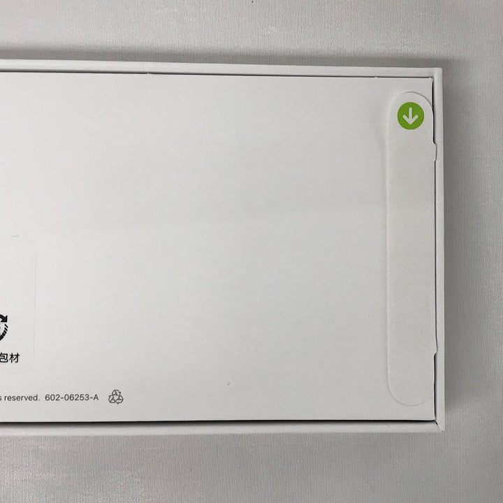 『新品未開封品』 
Apple  Apple Watch SE(GPSモデル) MR9V3J/A  A2722 
腕時計