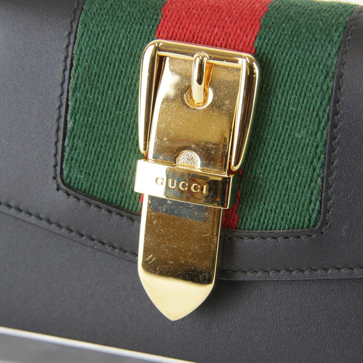 【価格改定】超美品『USED』 
GUCCI グッチ 
 476081・0416 三つ折り財布 
 ブラック