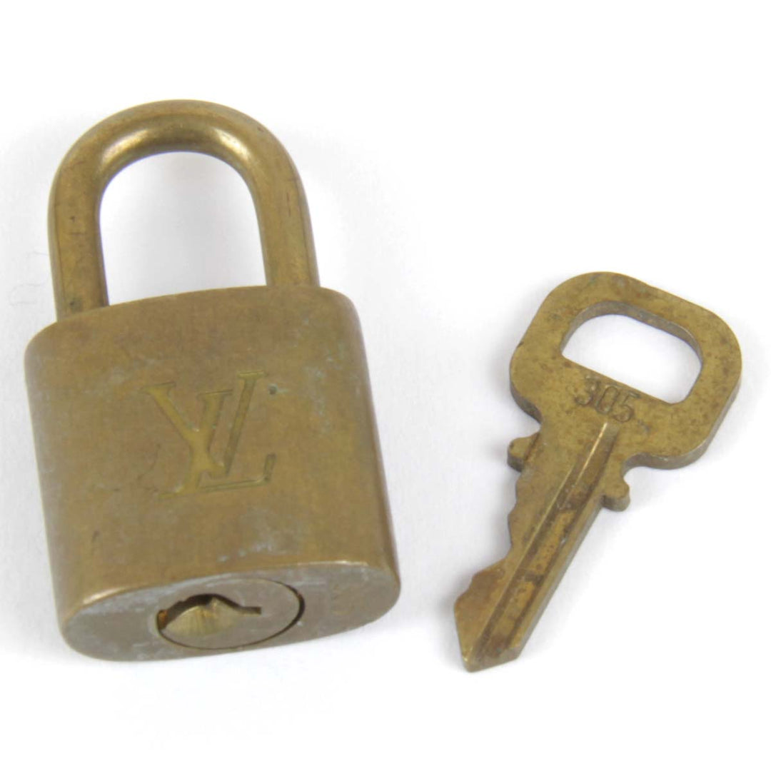 『USED』 
LOUIS VUITTON ルイ・ヴィトン 
 パドロック 305 カデナ 
メタル ブロンズ