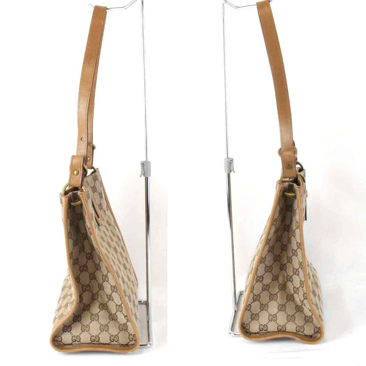 『USED』 
GUCCI グッチ 
 スクエア 110292 001998 ショルダーバッグ 
GGキャンバス ベージュ
