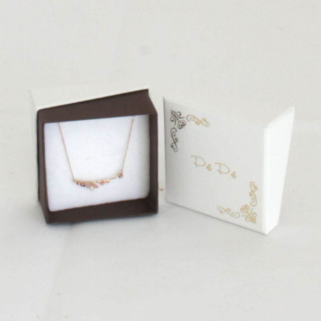 美品『USED』 K10 
 PePe フラワー ネックレス
 0.9g