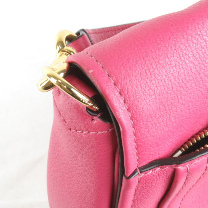 良品『USED』 
MARC JACOBS マークジェイコブス 
 ショルダーバッグ 
レザー ピンク