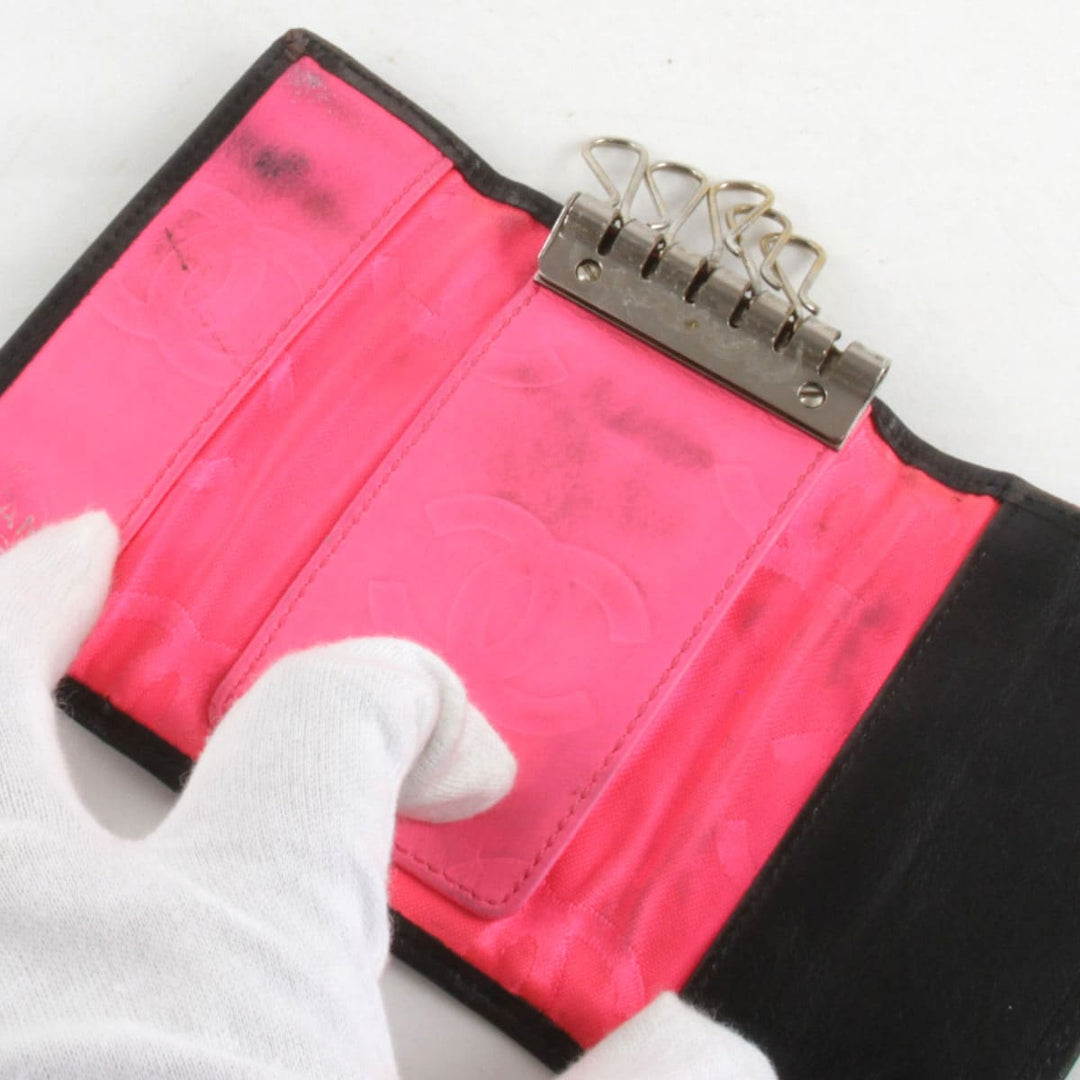 『USED』 
CHANEL シャネル 
 カンボンライン キーケース 
レザー ブラック×ホワイト