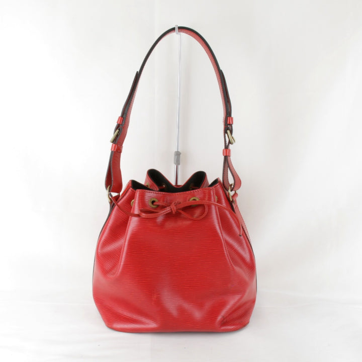 『USED』 
LOUIS VUITTON ルイ・ヴィトン 
 プチノエ M44107 ショルダーバッグ 
エピレザー レッド