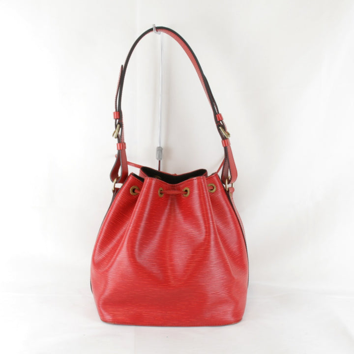 『USED』 
LOUIS VUITTON ルイ・ヴィトン 
 プチノエ M44107 ショルダーバッグ 
エピレザー レッド