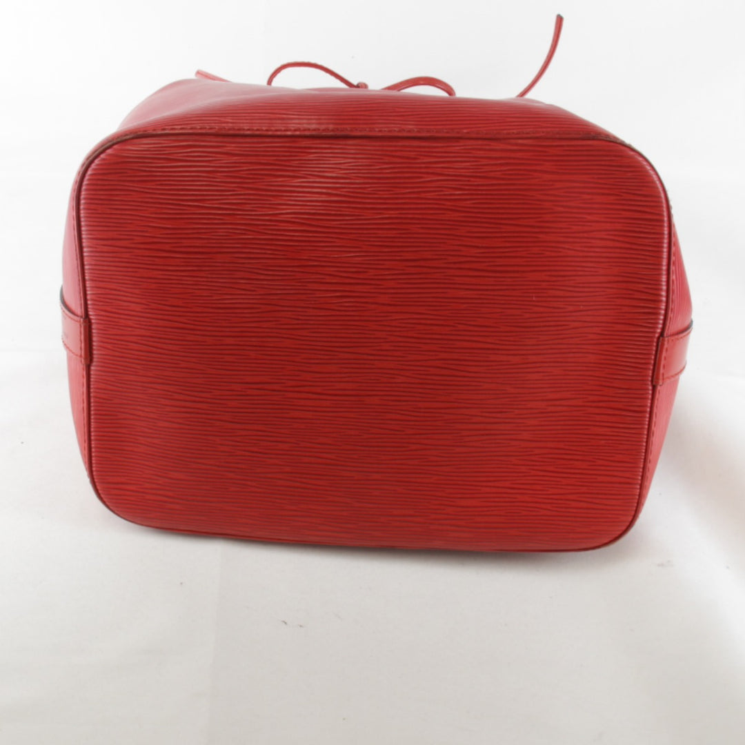 『USED』 
LOUIS VUITTON ルイ・ヴィトン 
 プチノエ M44107 ショルダーバッグ 
エピレザー レッド