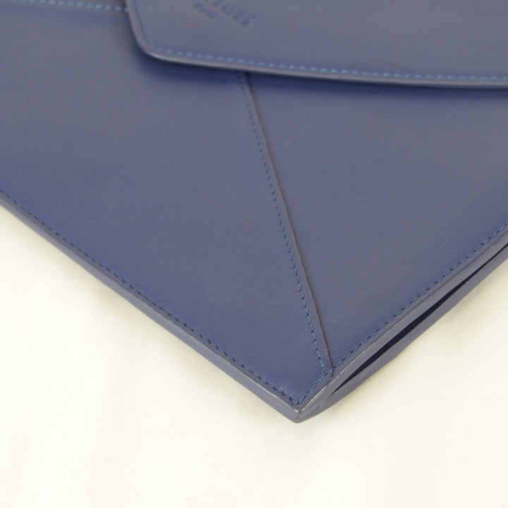 【価格改定】『USED』 
Berluti ベルルッティ 
 クラッチバッグ 
レザー ブルー