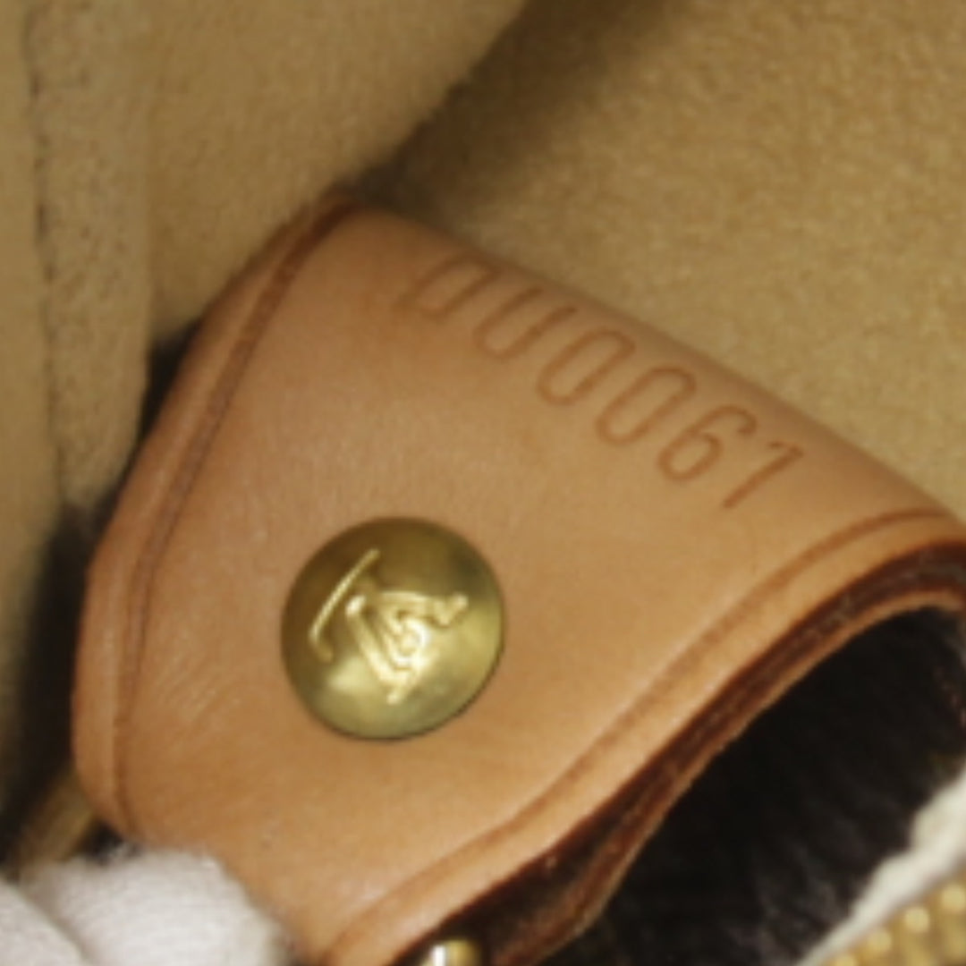 良品『USED』 
LOUIS VUITTON ルイ・ヴィトン 
 ルーピングGM M51145 ショルダーバッグ 
モノグラムキャンバス モノグラム 大きめ タテ型 肩掛けしやすい
