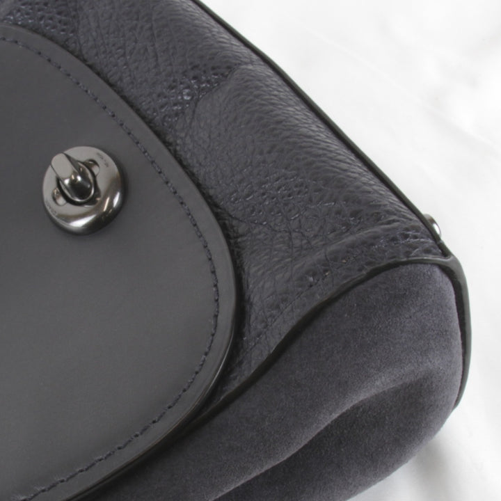 美品『USED』 
COACH コーチ 
 F22349 チェーン ショルダーバッグ 
レザー/スウェード ネイビー