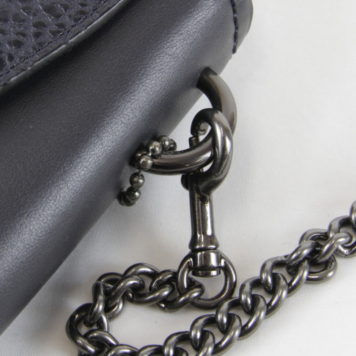 美品『USED』 
COACH コーチ 
 F22349 チェーン ショルダーバッグ 
レザー/スウェード ネイビー