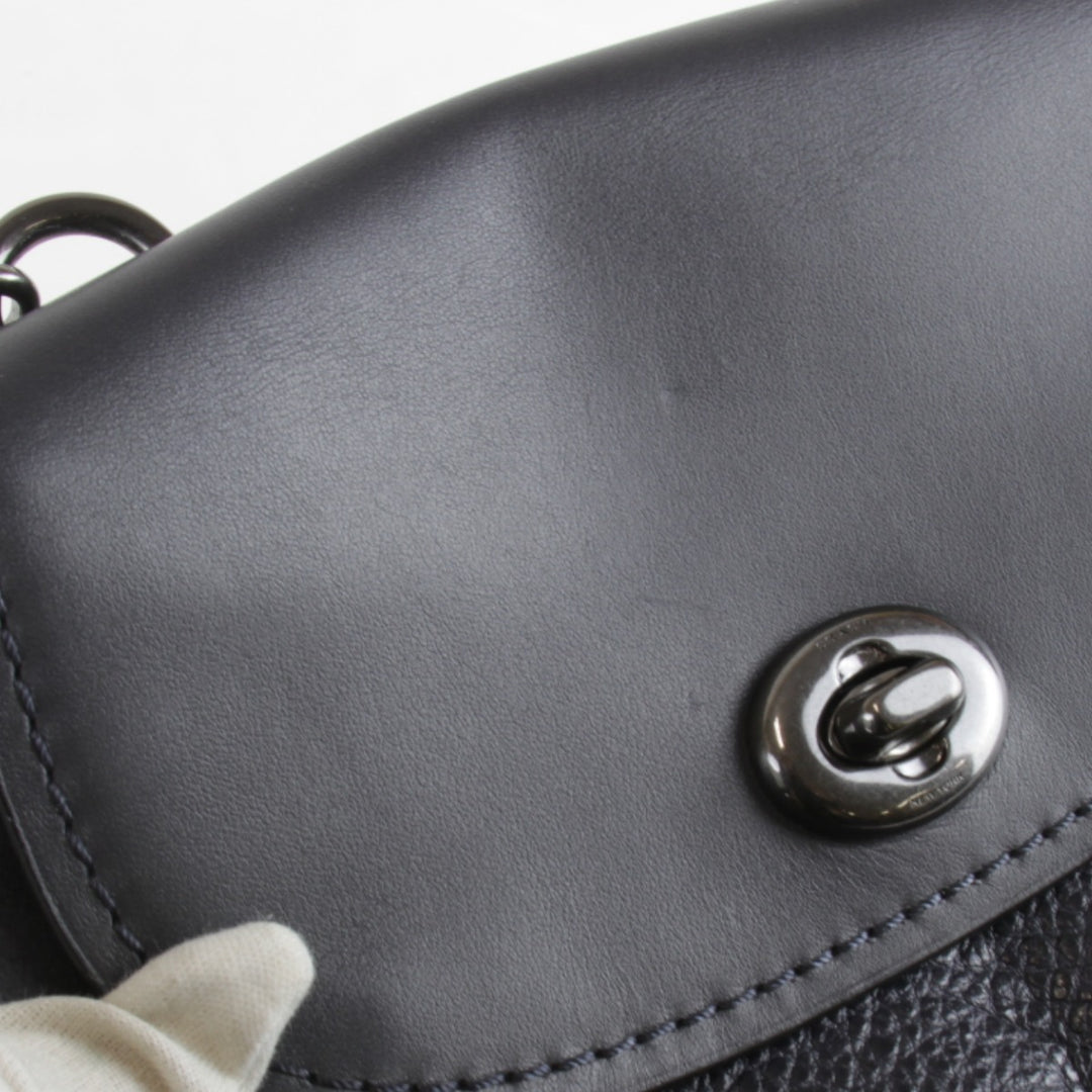 美品『USED』 
COACH コーチ 
 F22349 チェーン ショルダーバッグ 
レザー/スウェード ネイビー
