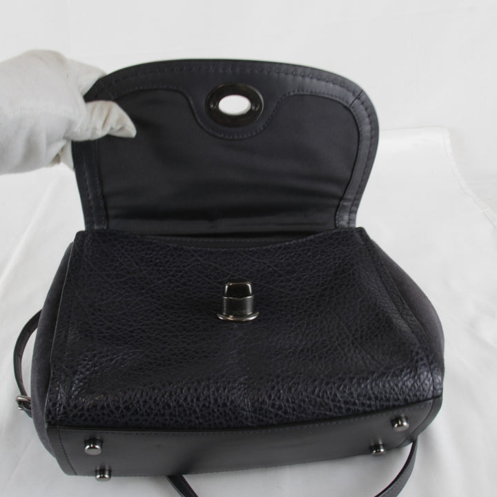 美品『USED』 
COACH コーチ 
 F22349 チェーン ショルダーバッグ 
レザー/スウェード ネイビー