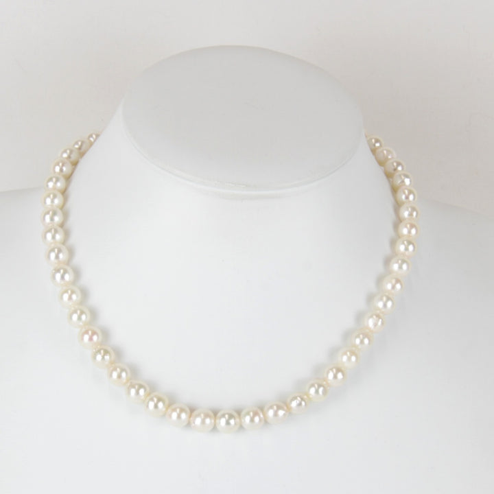 美品『USED』 パール 
 8mm ネックレス