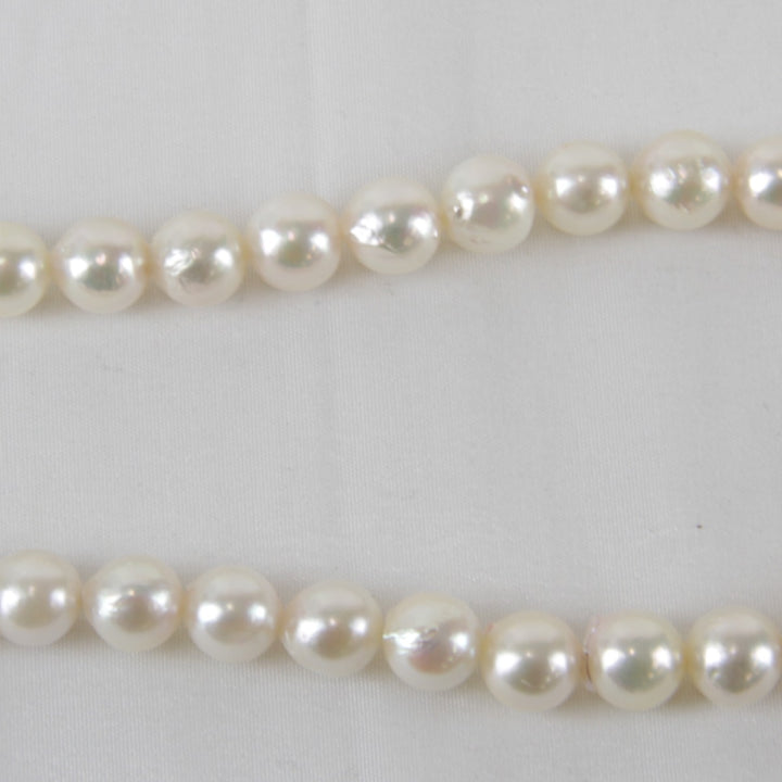 美品『USED』 パール 
 8mm ネックレス