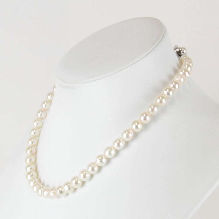 美品『USED』 パール 
 8mm ネックレス