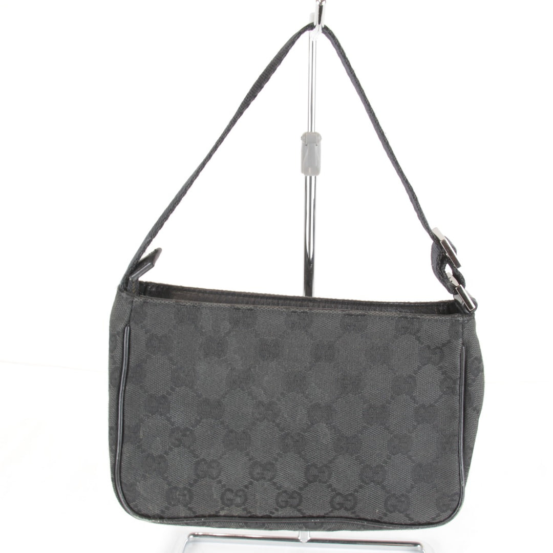 【価格改定】『USED』 
GUCCI グッチ 
 ポーチ 106644 002404 ハンドバッグ 
GGキャンバス ブラック