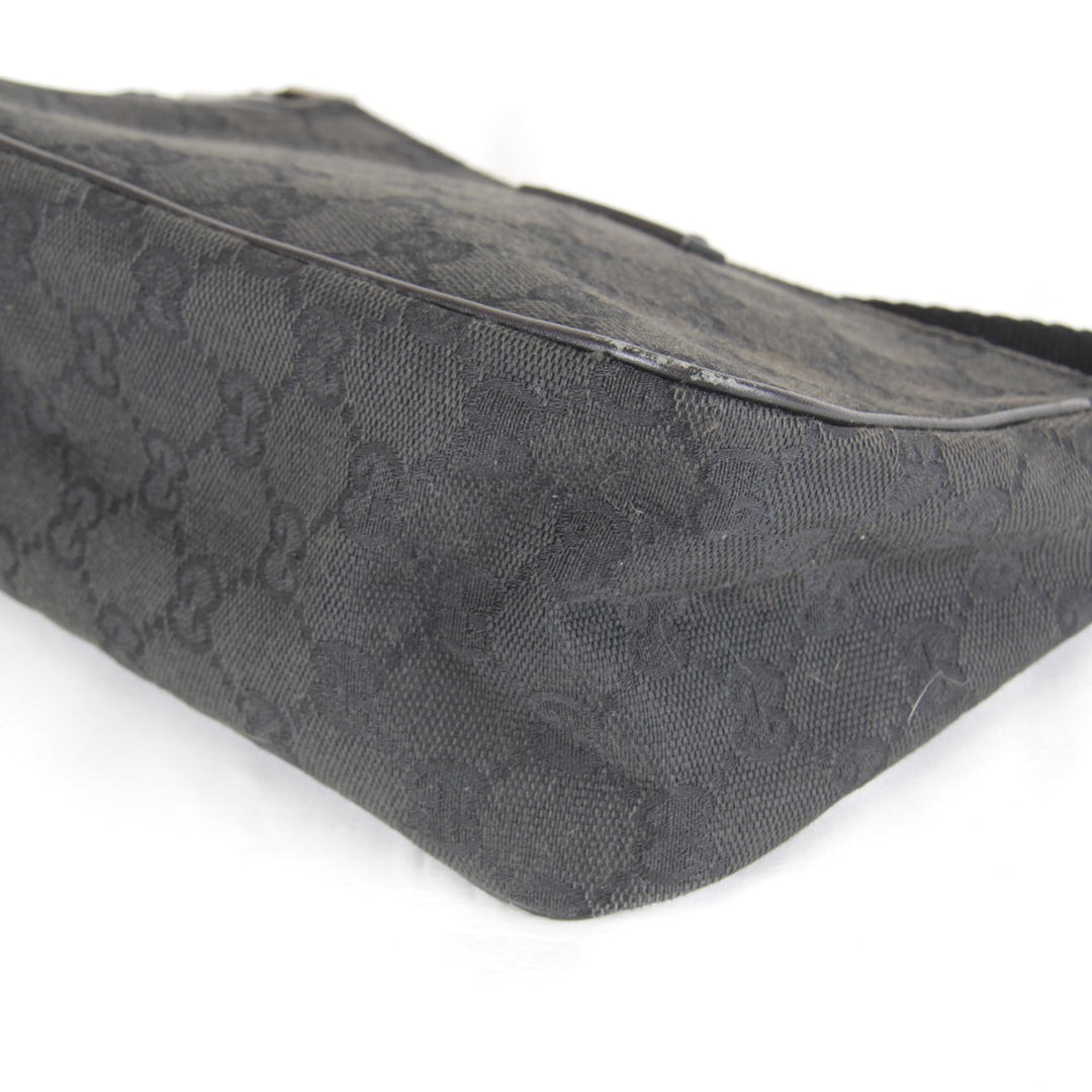 【価格改定】『USED』 
GUCCI グッチ 
 ポーチ 106644 002404 ハンドバッグ 
GGキャンバス ブラック