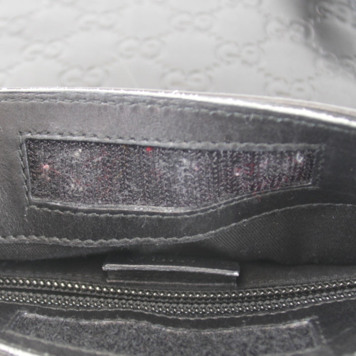 『USED』 
GUCCI グッチ 
 27639・200047 ショルダーバッグ 
シマレザー ブラック