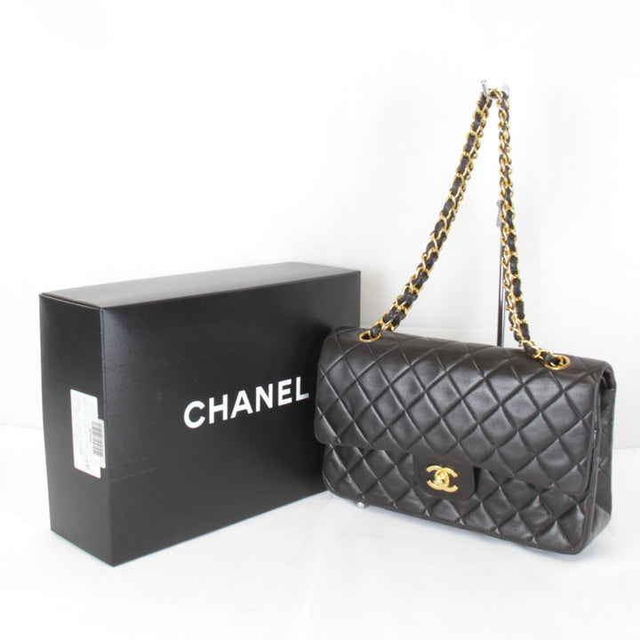 『USED』 
CHANEL シャネル 
 ダブルフラップ マトラッセ チェーンショルダー シール付 箱・袋有 ショルダーバッグ 
ラムスキン ブラック