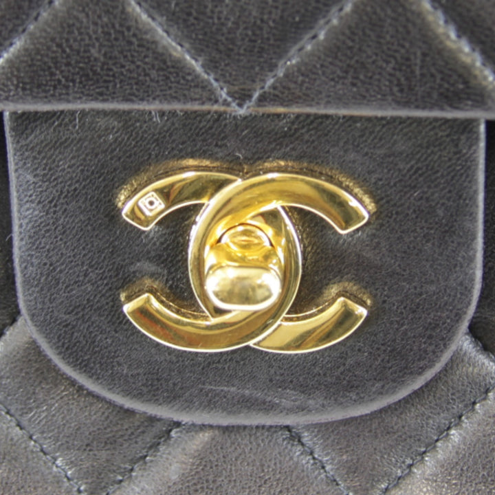 『USED』 
CHANEL シャネル 
 ダブルフラップ マトラッセ チェーンショルダー シール付 箱・袋有 ショルダーバッグ 
ラムスキン ブラック