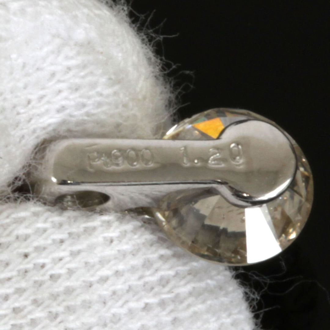 美品『USED』 
 
 ペンダントトップ 
Pt900/ダイヤモンド
