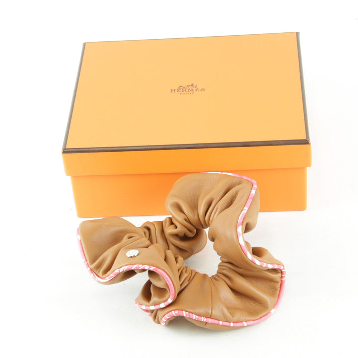 美品『USED』 
HERMES エルメス 
 ヘアアクセサリー 
レザー ブラウン