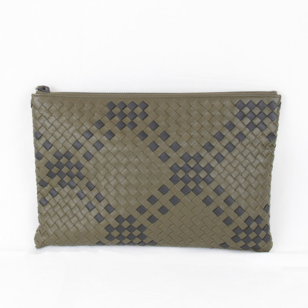 良品『USED』 
BOTTEGAVENETA ボッテガヴェネタ 
 クラッチバッグ 
レザー カーキ