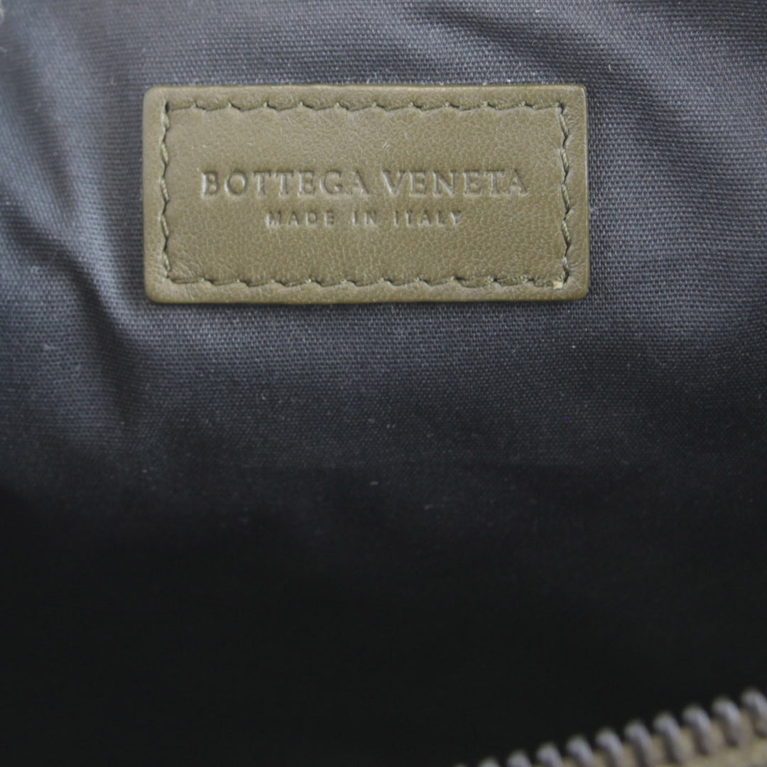 良品『USED』 
BOTTEGAVENETA ボッテガヴェネタ 
 クラッチバッグ 
レザー カーキ