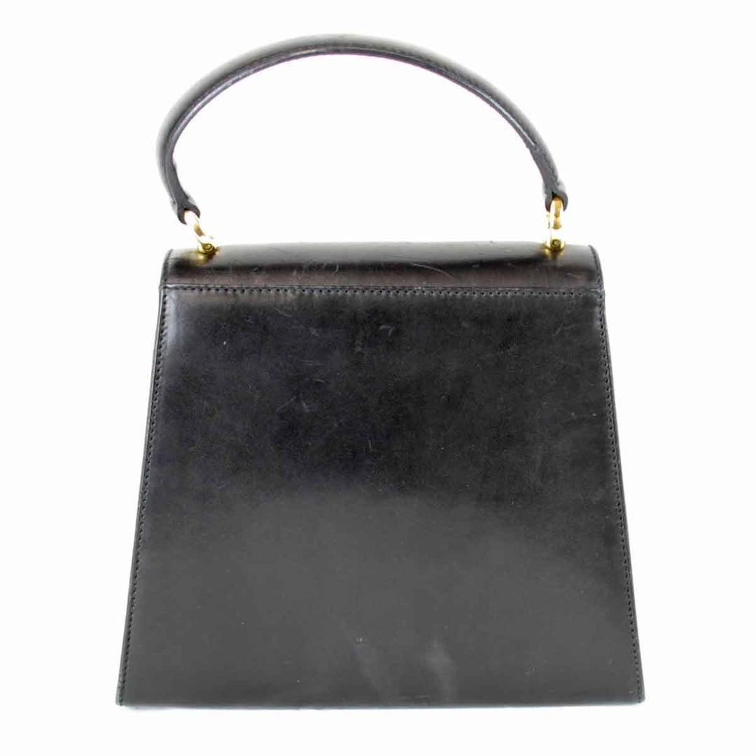 『USED』 
Salvatore Ferragamo フェラガモ 
 ショルダーバッグ 
レザー ブラック