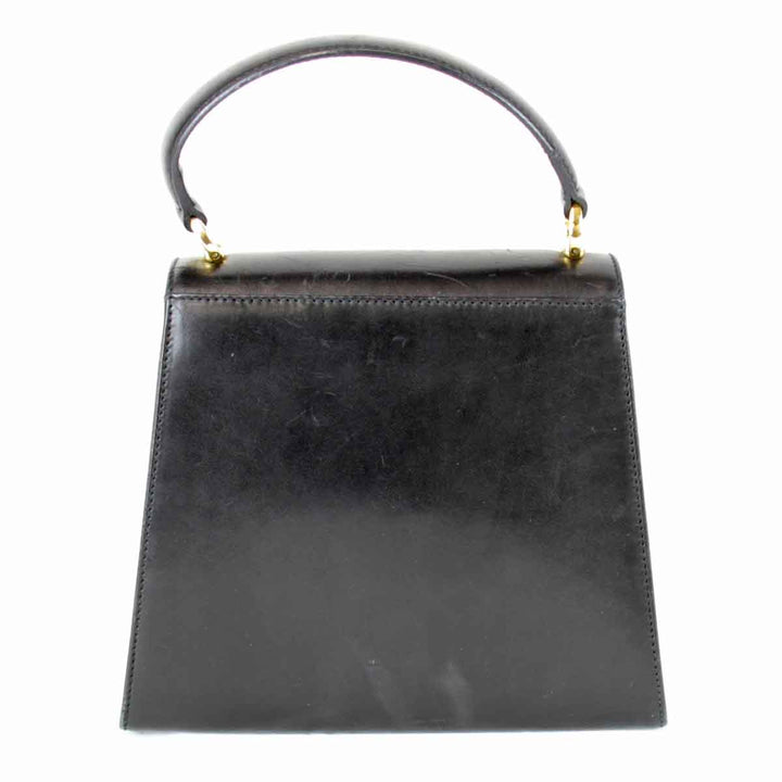 『USED』 
Salvatore Ferragamo フェラガモ 
 ショルダーバッグ 
レザー ブラック