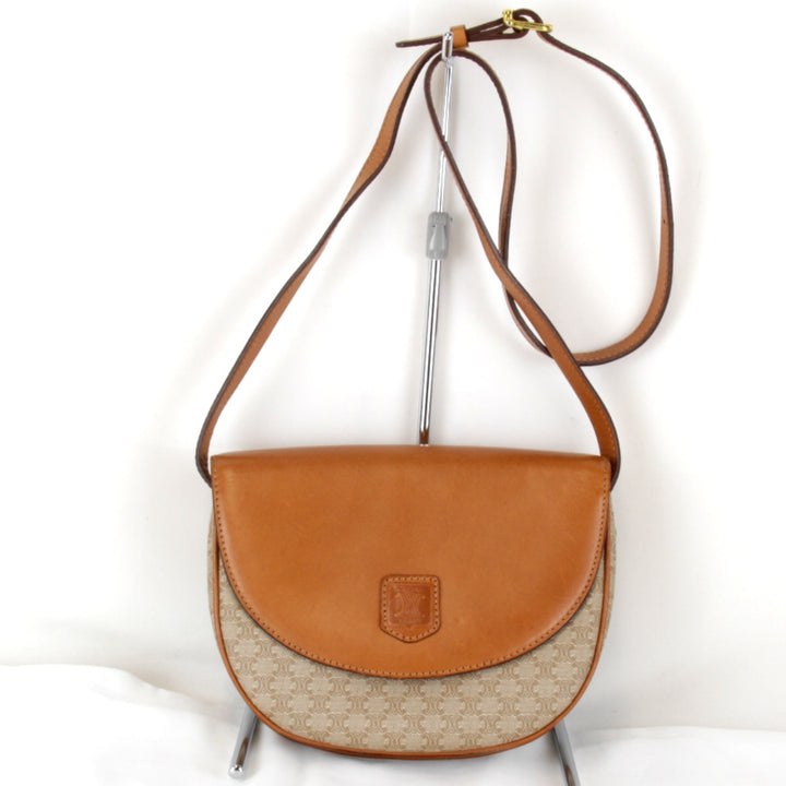 【価格改定】『USED』 
CELINE セリーヌ 
 マカダム ラウンド型 ショルダーバッグ 
レザー/PVC ブラウン