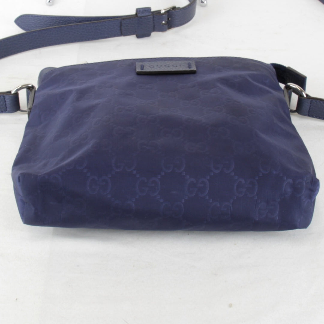 良品『USED』 
GUCCI グッチ 
 510339 213317 ショルダーバッグ 
ナイロン ネイビー