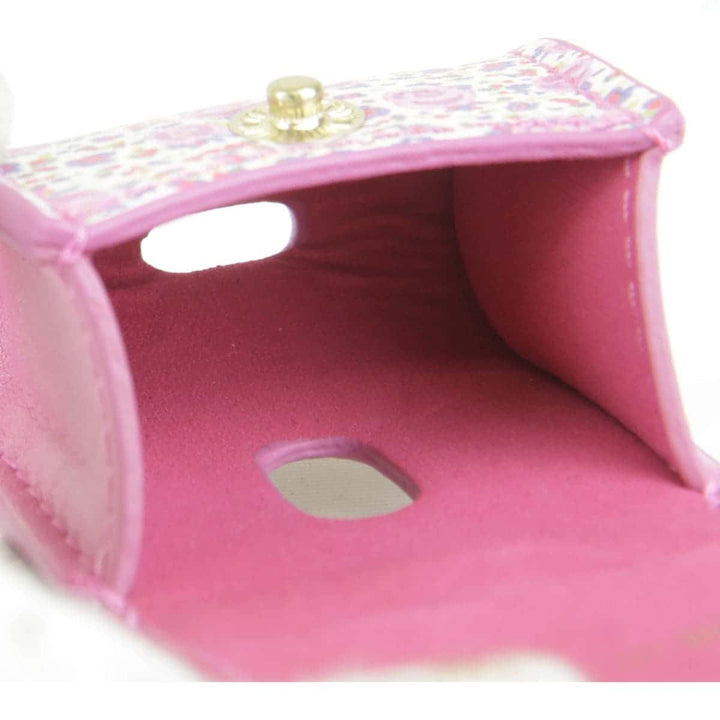 美品『USED』 
 
 ポール&ジョー AirPods ケース その他小物