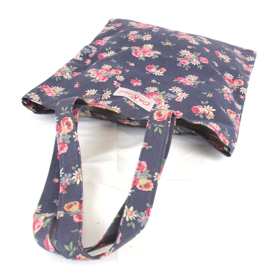 美品『USED』 
Cath Kidston キャスキッドソン 
 花柄 トートバッグ 
キャンバス ネイビー