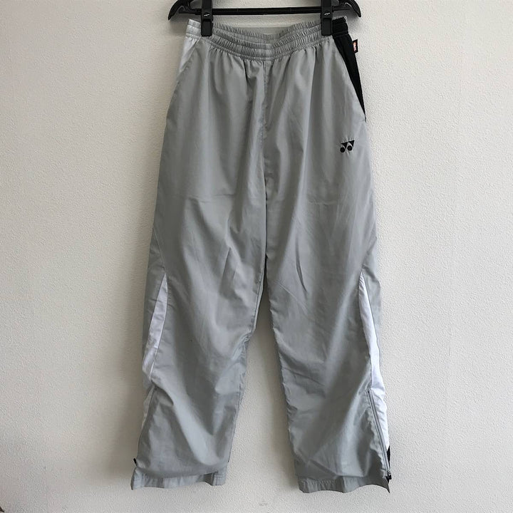 『USED』 
 
 YONEX ヨネックス スポーツウェア ジャージ セット その他セット 
ポリエステル 画像でご確認ください。